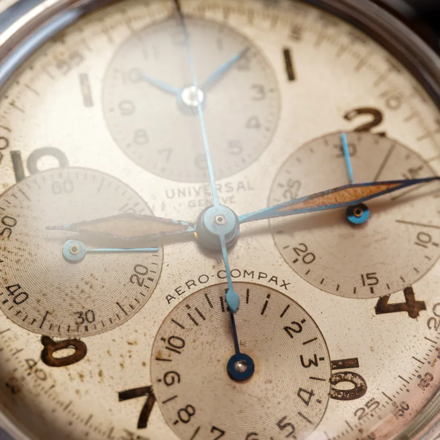 Universal Genève Aero-Compax 224114 - 38mm - blau-metallische Zeiger