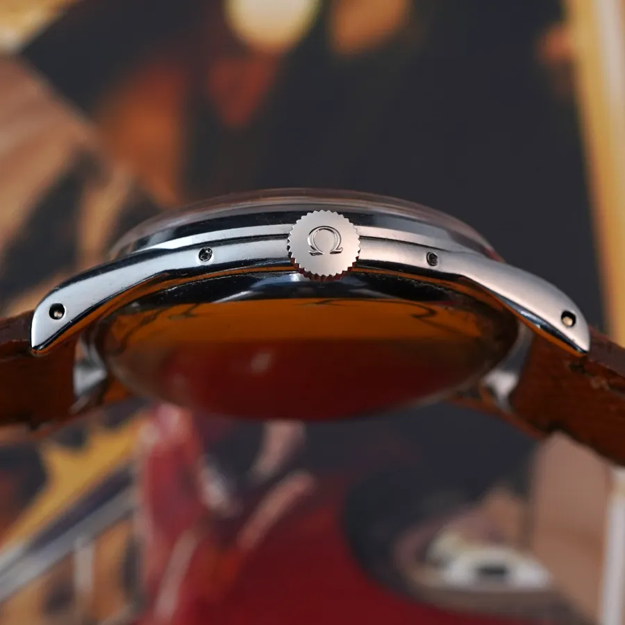 Omega Cosmic Triple Date Moonphase 2471/2 Black Dial - originale Omega-Krone
