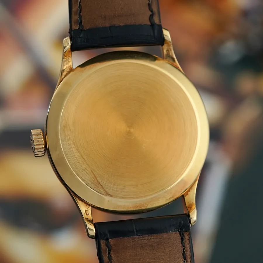 Patek Philippe Calatrava 570 Oversized - tiefe Goldpunzen auf den Bandanstößen