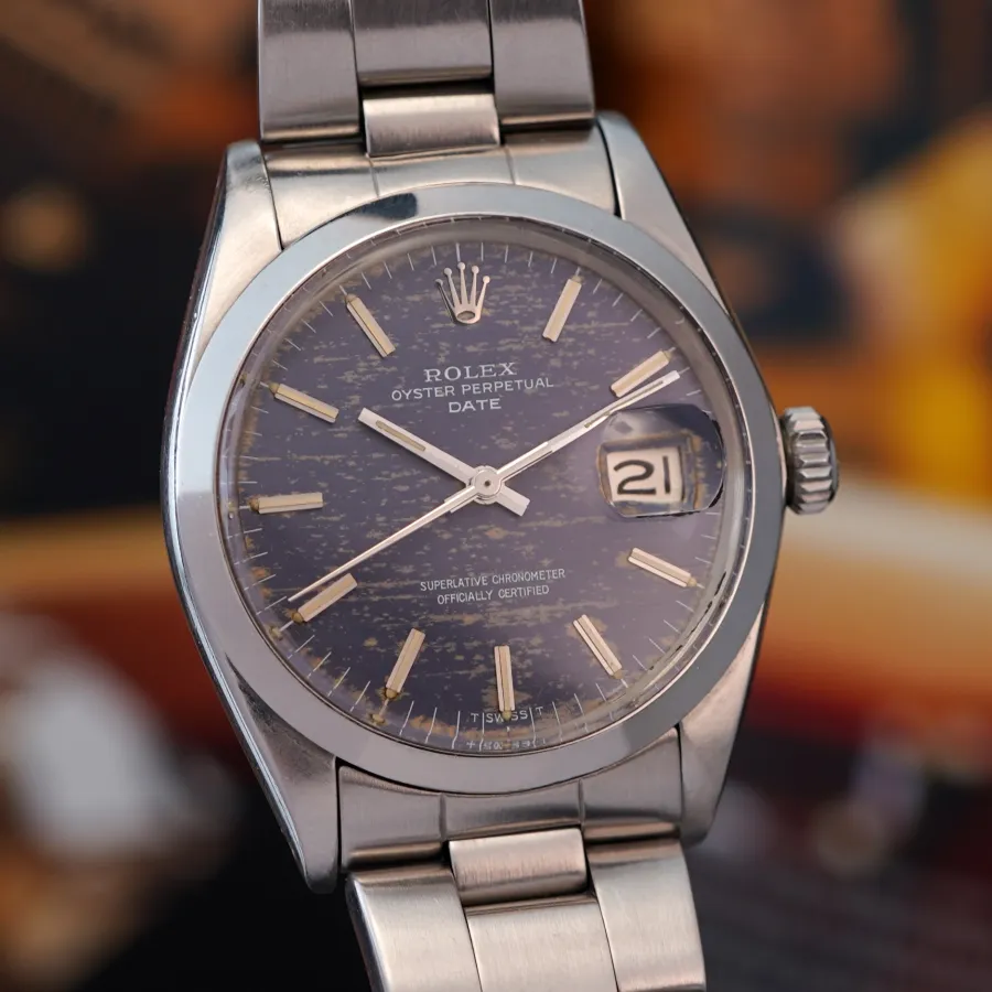 Rolex Date 1500 Blue Mosaic Dial - 34 mm oyster case with a smooth bezel