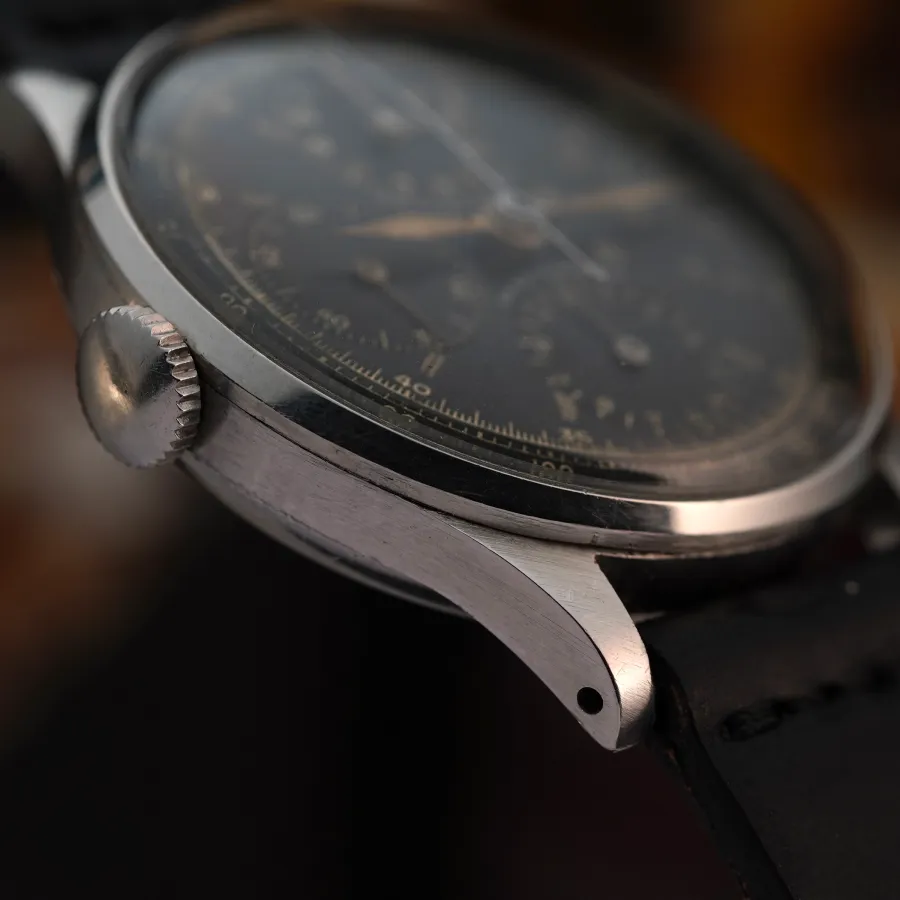 Universal Genève Aero-Compax 22414 Black Dial - great condition of the case