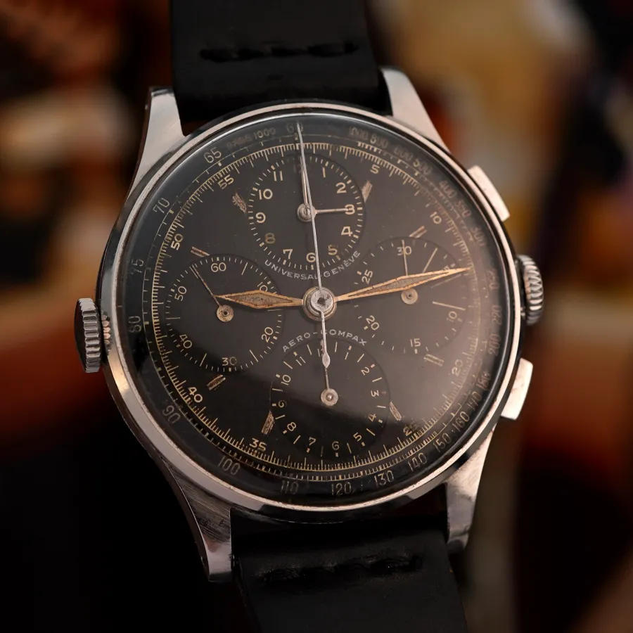 Universal Genève Aero-Compax 22414 Black Dial - large 37 mm diameter