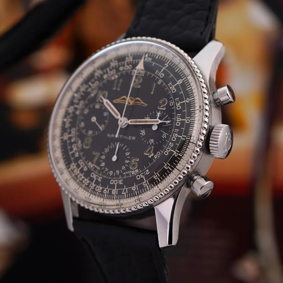 Breitling Navitimer 806 AOPA - All Black - intakte Kanten der Bandanstöße