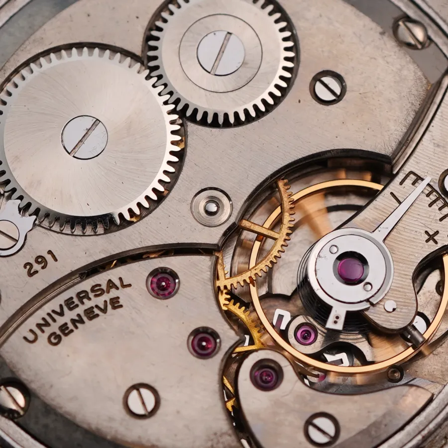 Universal Genève Triple Calendar Moonphase 21312 - manual wind caliber Universal Genève 291