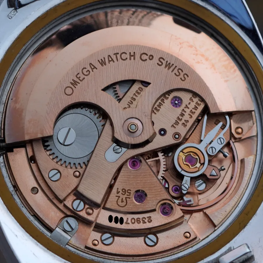 Omega Constellation 168.009 / 168.017 Whitegold Diamonds - NOS - automatic chronometer caliber 561, crisp gold mark on the lug