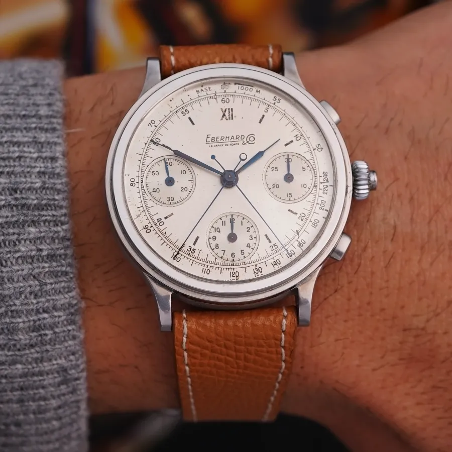 Eberhard Pre Extra Fort Split Seconds Chronograph White Dial - ein historischer Chronograph mit außergewöhnlicher Präsenz – damals wie heute