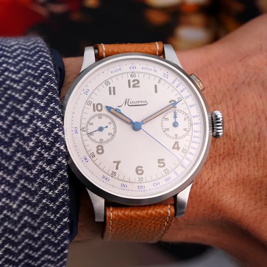 Minerva 1940s Pilot's Chronograph - 46&nbsp;mm - übergroßer Durchmesser von 46 mm
