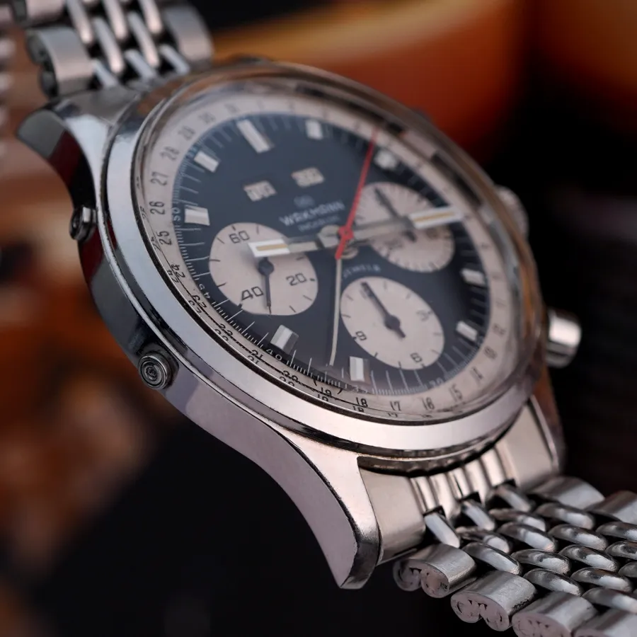 Wakmann Triple Date Chronograph 39 mm - intact lugs