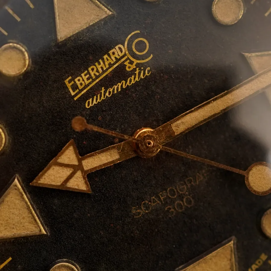 Eberhard Scafograf 300 11545-1 No Date Transitional - original dial with authentic patina