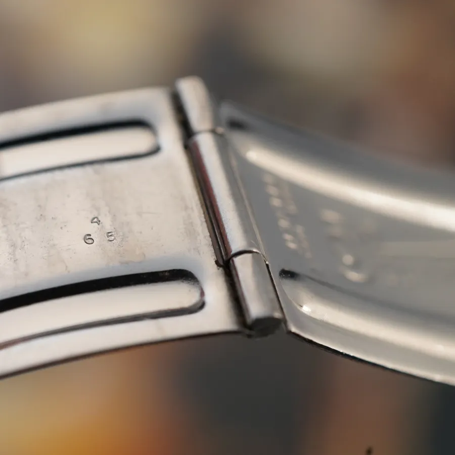 Eberhard Scafograf 300 11545-1 No Date Transitional - date stamp 4/65 inside the clasp