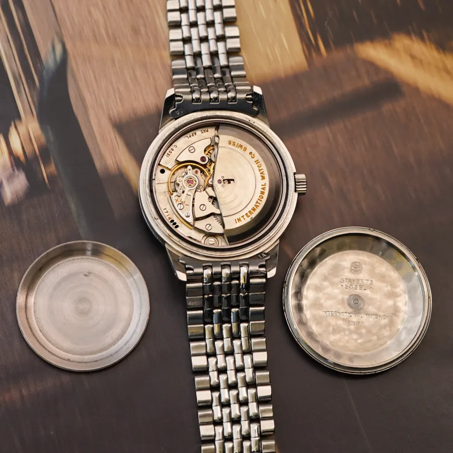 IWC Ingenieur 666 AD - Gilt Galvanic Dial - additional inner cover for magnetic shielding