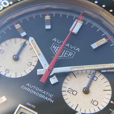 Heuer Autavia 1163 Ridged Markers Derek Bell