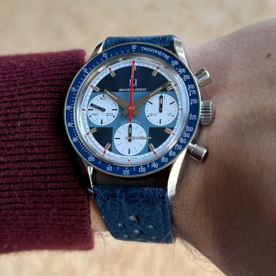 Universal Genève Compax 885108 Blue Exotic Nina