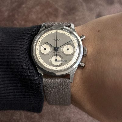 Universal Genève Compax 22499 Grey Ghost