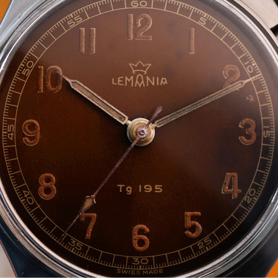 Lemania TG 195 Swedish Air Force - Tropical Dial - 60 years old tropical dial
