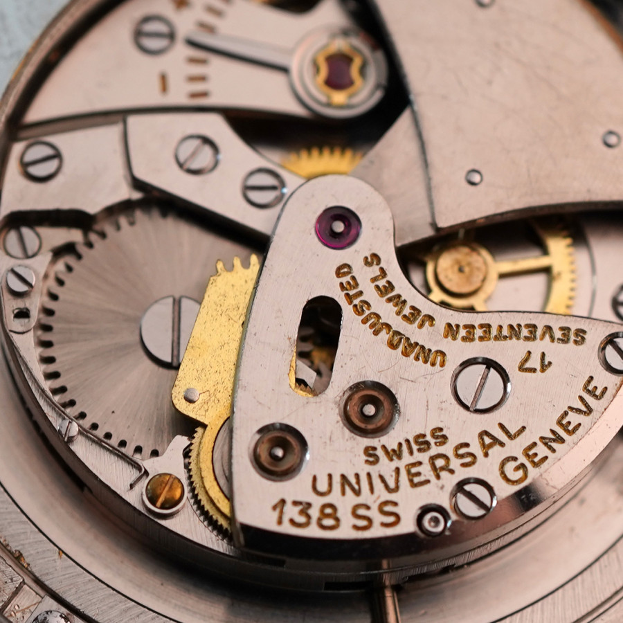 Universal Genève Polerouter 20217 - Thailand - automatic Universal Geneve caliber 138SS