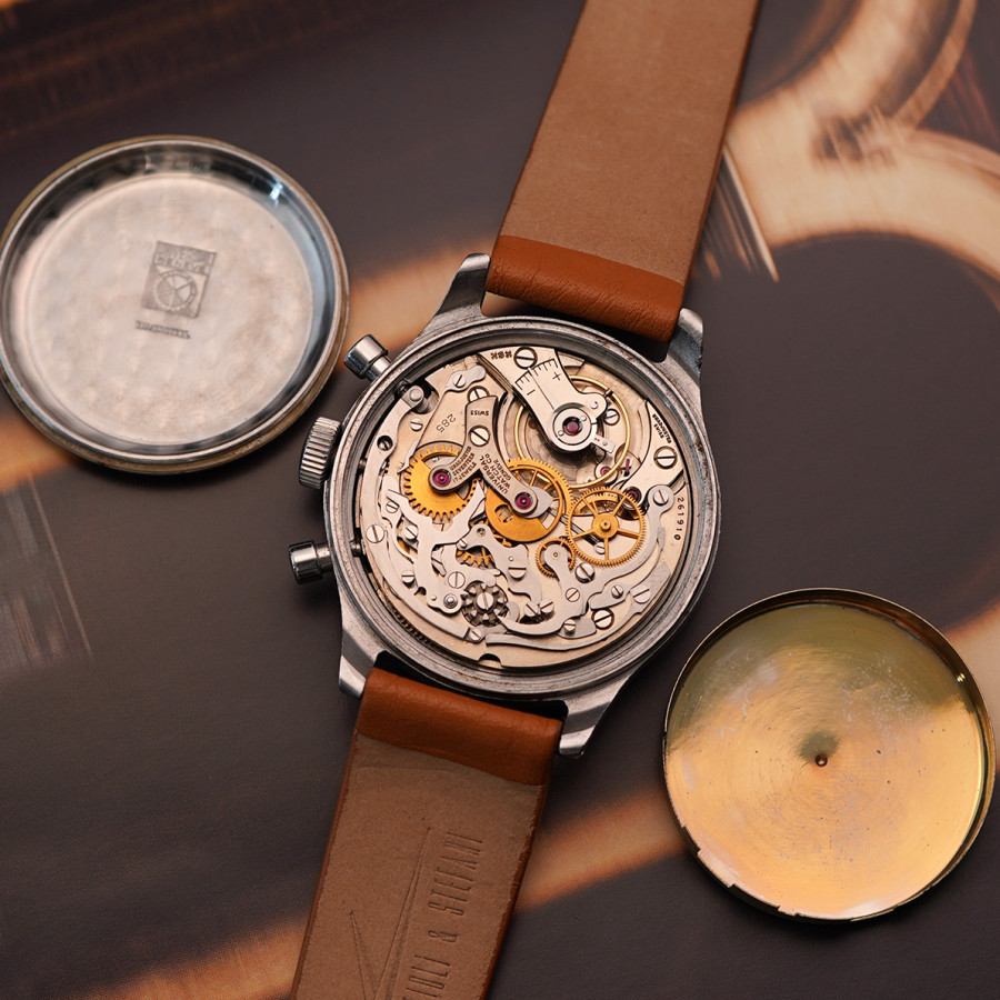 Universal Genève Compax 22499 Spillman Case