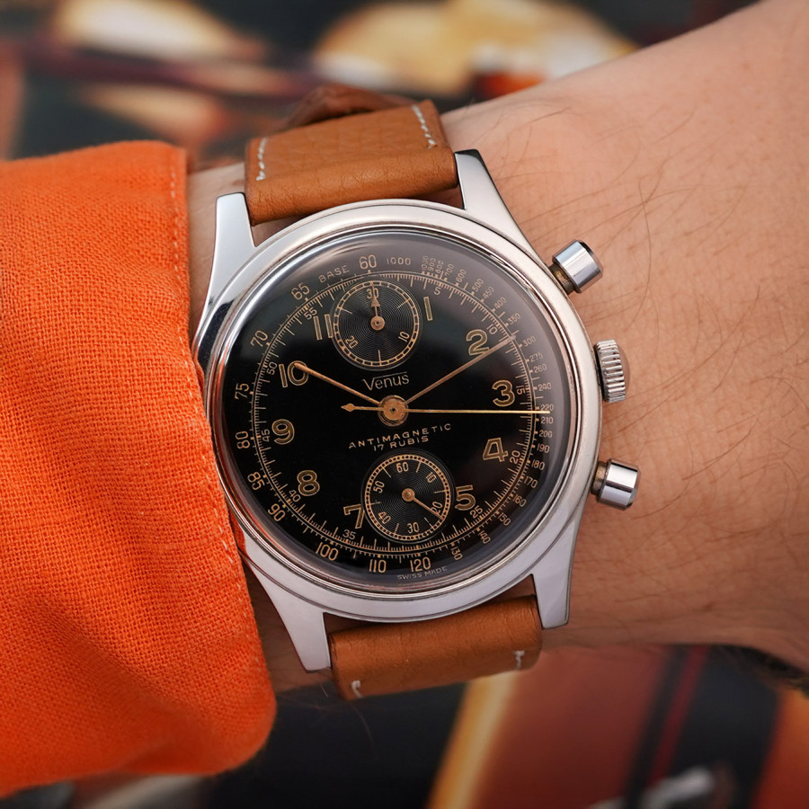 Venus Antimagnetic Chronograph Nero Dial - an ultra-rare Venus chrono from the 1940s