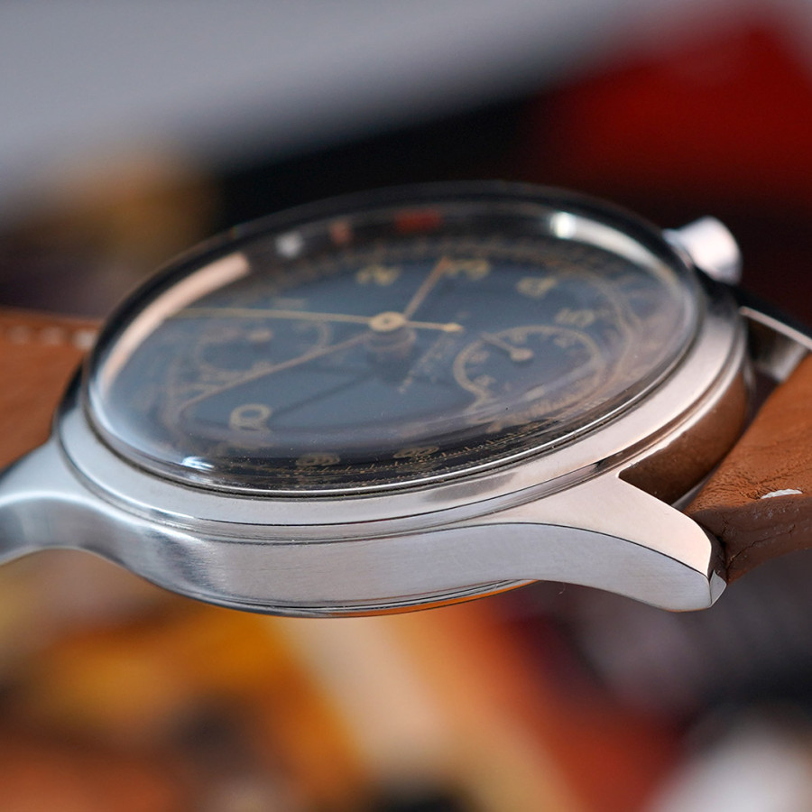 Venus Antimagnetic Chronograph Nero Dial - great condition of the case